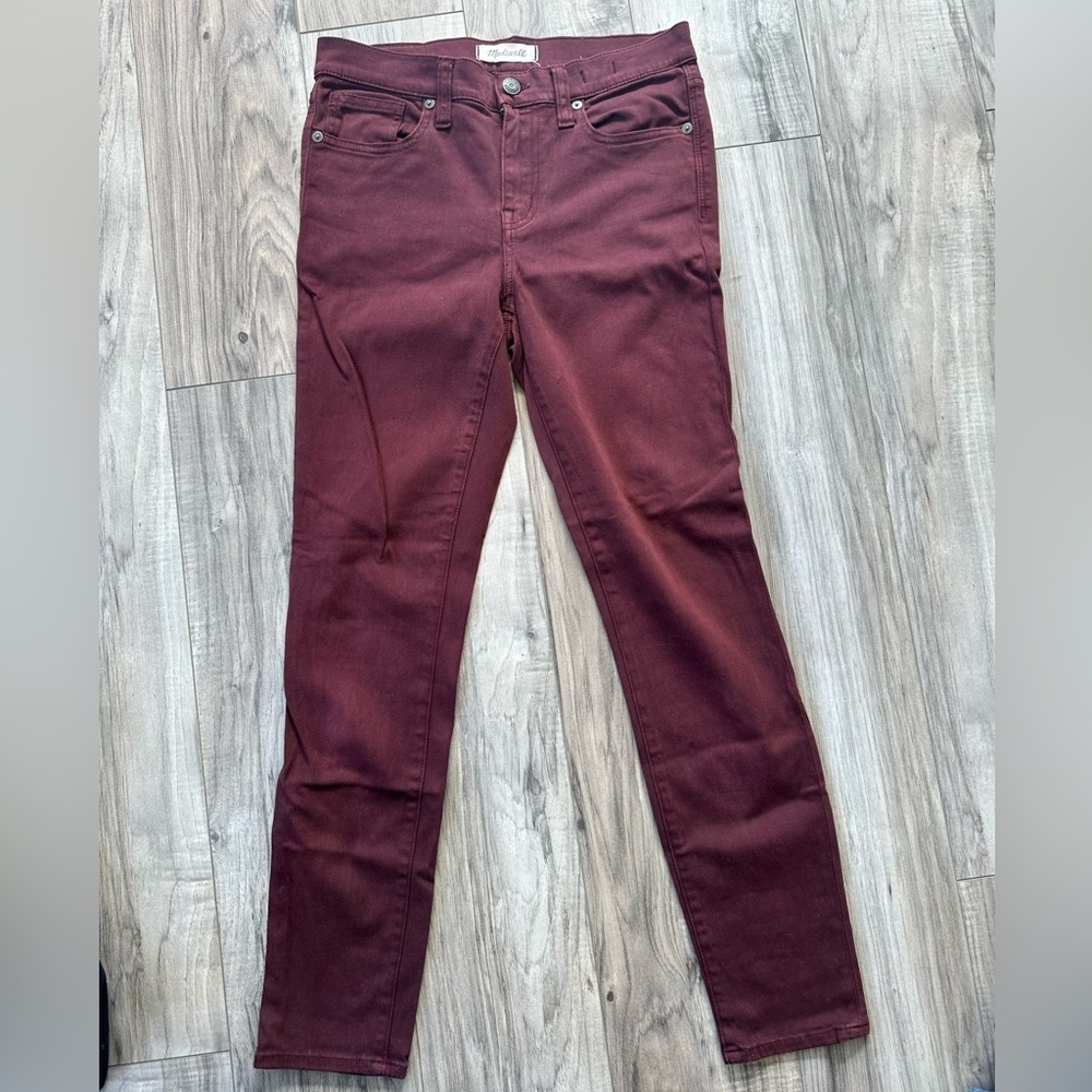 Madewell 9” High Riser Skinny Skinny Maroon Pants in Size 26
